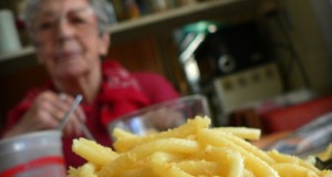La alimentación no sólo debe adaptarse a la edad, sino también al momento evolutivo de la persona.