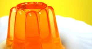 La gelatina es un alimento natural y sano con una larga tradición, con un papel importante en la moderna industria alimentaria.