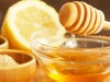 Las propiedades cicatrizantes y humectantes de la miel la hacen el ingrediente número uno de cremas y ungüentos.